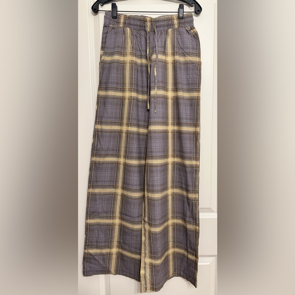 NWT WeWoreWhat Pull On Pajama Bottoms Plaid Yellow - S - Picture 3 of 11